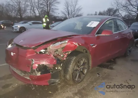 2018 Tesla Model 3 Long Range/Mid Range из США, поврежденный, VIN 5YJ3E1EA6JF027602